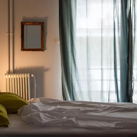 Newly Renovated, Quiet & Central Apartment In Kolonaki-2